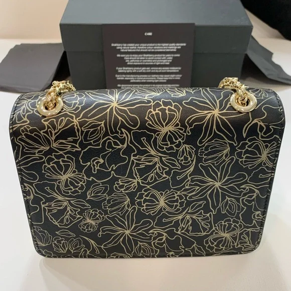 Rare Strathberry East West Mini - Black/Vanilla/Gold - Picture 2 of 16